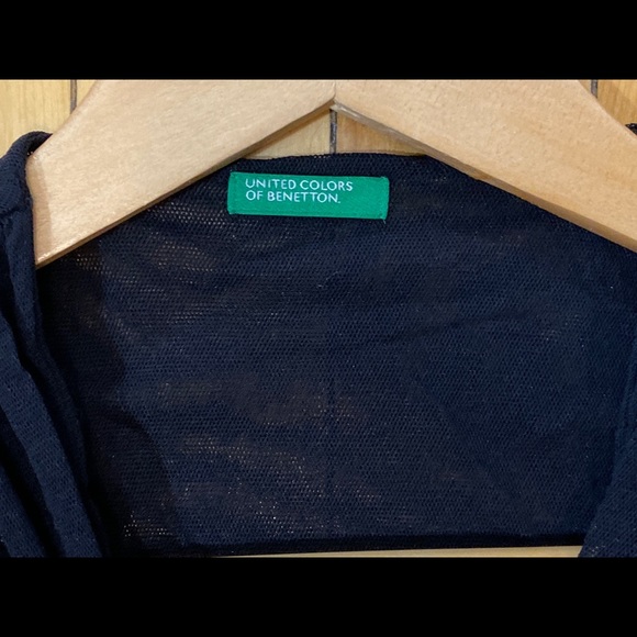United colors of Benetton black wrap top - Picture 4 of 4